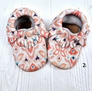 Freshly Picked Moccains Size 2